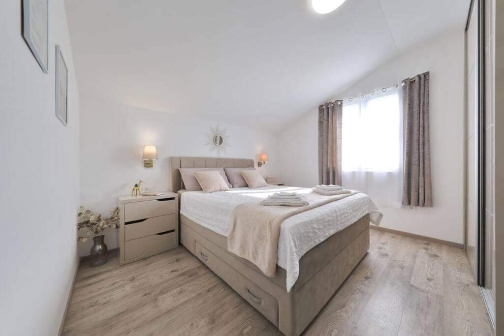 Apartman Chiara Galovac  Luaran gambar