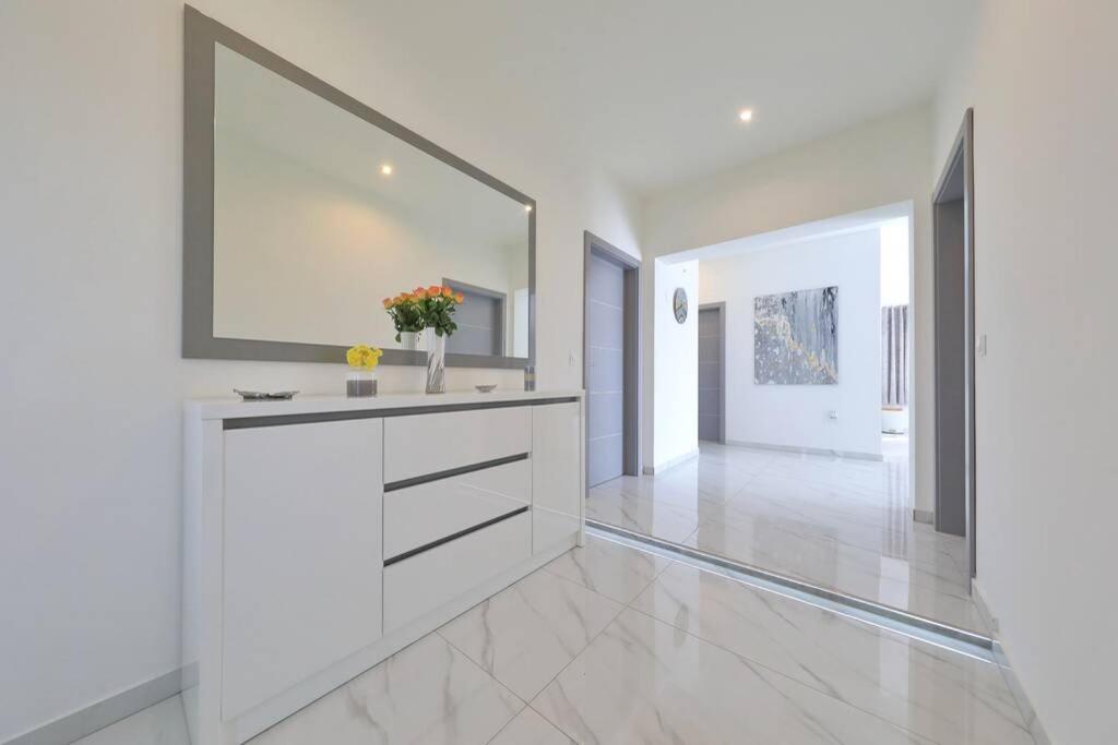 Apartman Chiara Galovac  Luaran gambar